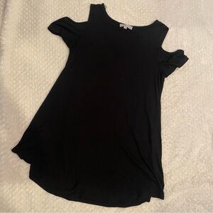 Super Soft black Cold Shoulder top Size M